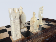 Шахматы декоративные с резной доской